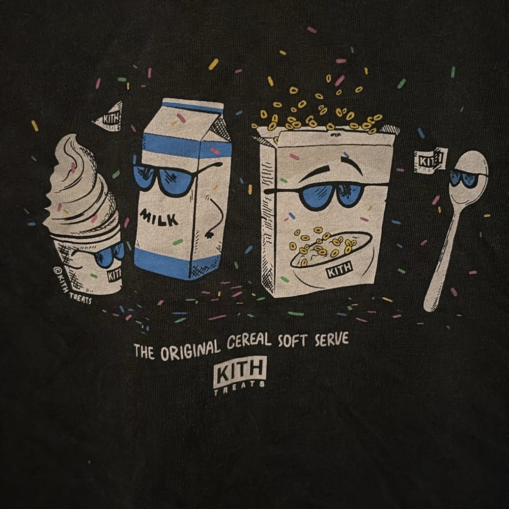Kith Treats Parade Vintage tee